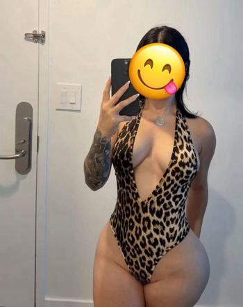Tatiana , 23  female escort, San Fernando Valley