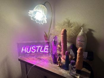 Kim, 27  female escort, San Fernando Valley