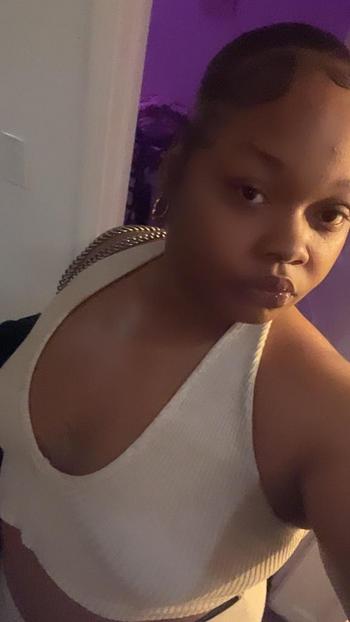 Dimpless , 23  female escort, San Fernando Valley